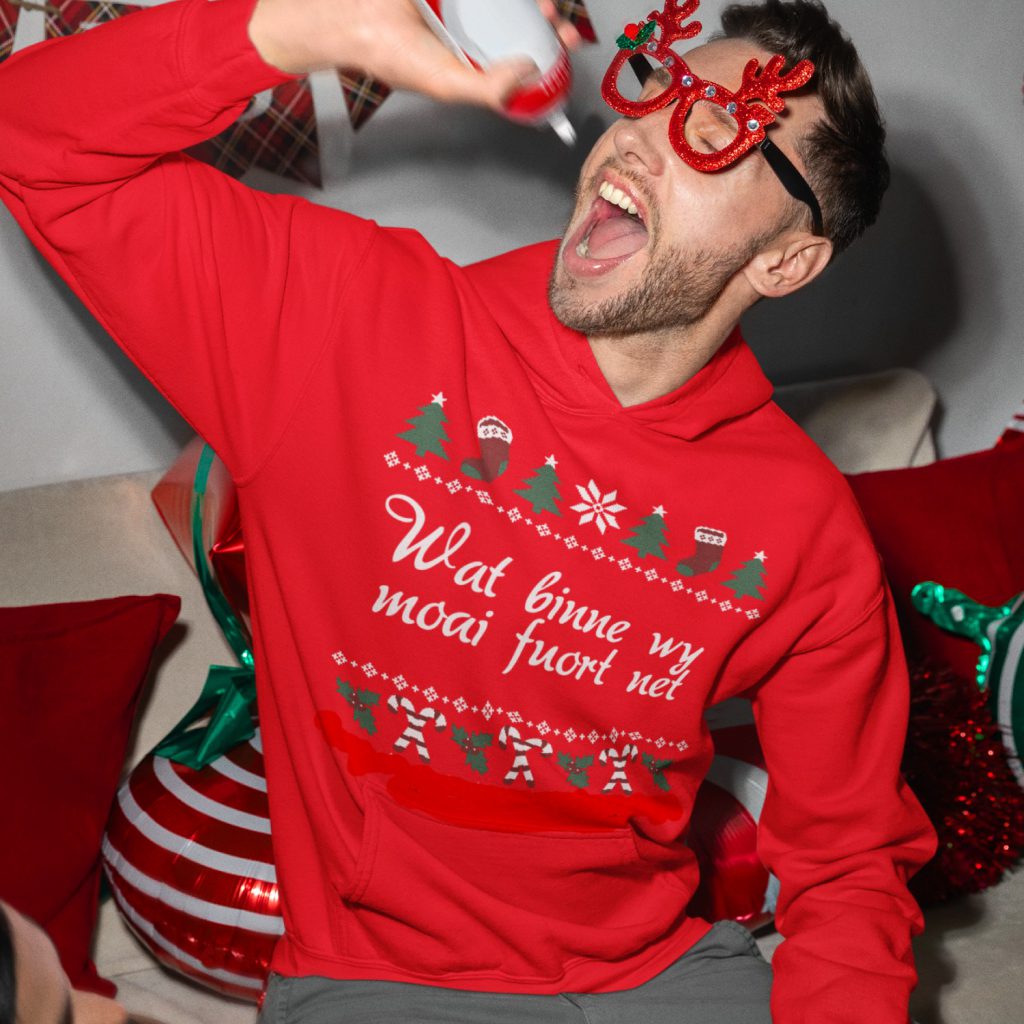 Friese Kerst Hoodie Rood Wat Binne Wy Moai Fuort Net